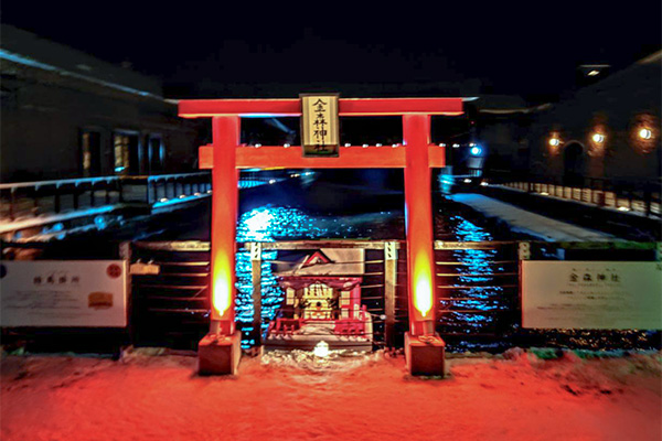 冬の金森神社に願いごと ～海に浮かぶ神社～